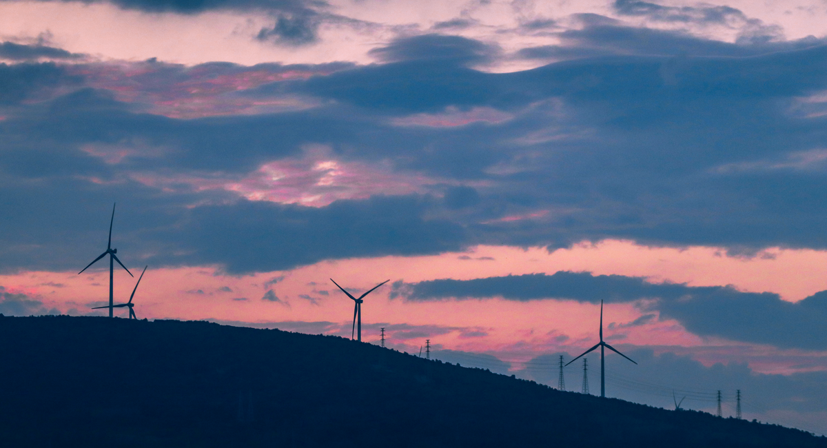 Comment fonctionne vraiment l'énergie éolienne, de la pale au compteur